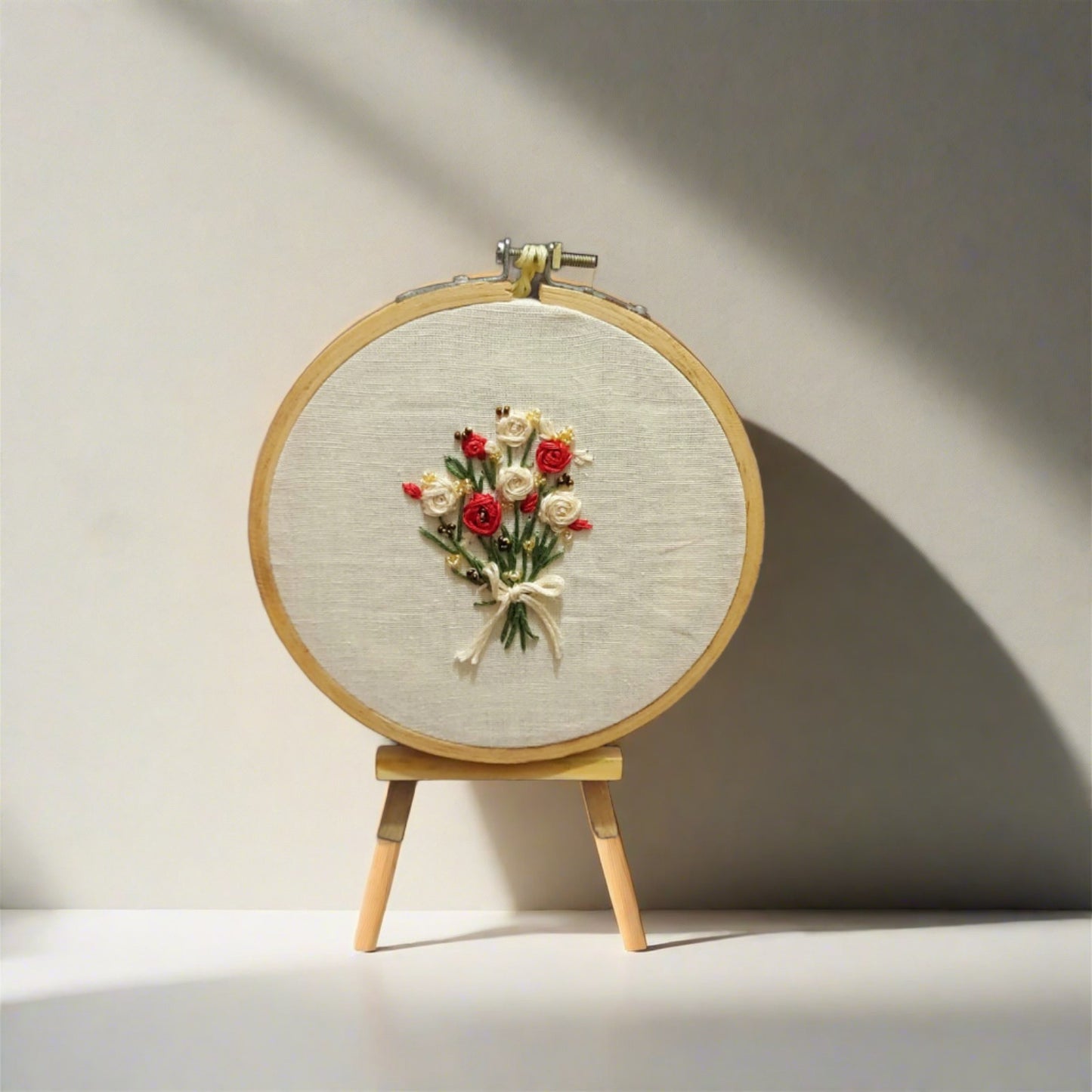 Embroidery Hoop stand with Floral design.